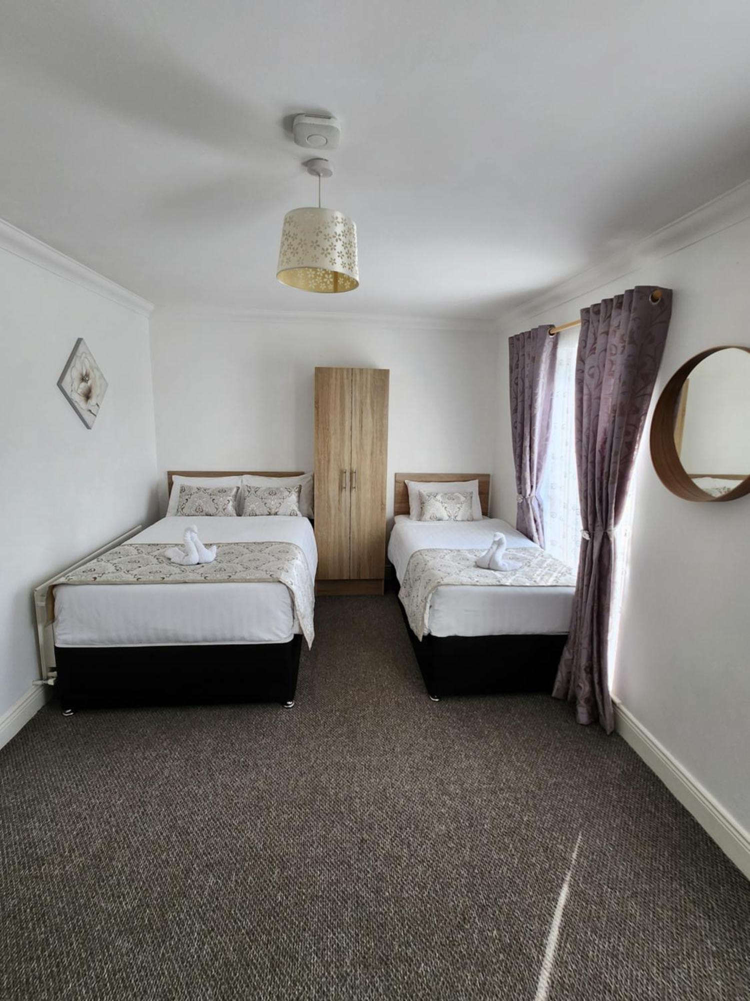 Bright Elegant Room Park View Dublin Exteriör bild